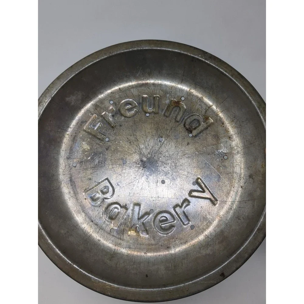 Freund Bakery Tin Metal Pie Pan 9” St Louis Missouri Kitchen‎ Jewish Decor VTG
